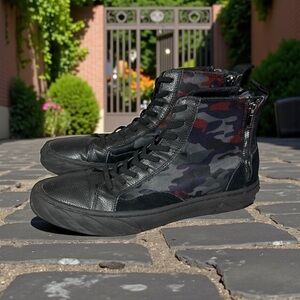 Karl Lagerfeld Leather Textile Camo Print Hi Top Sneakers/Boots Men's size 11.5